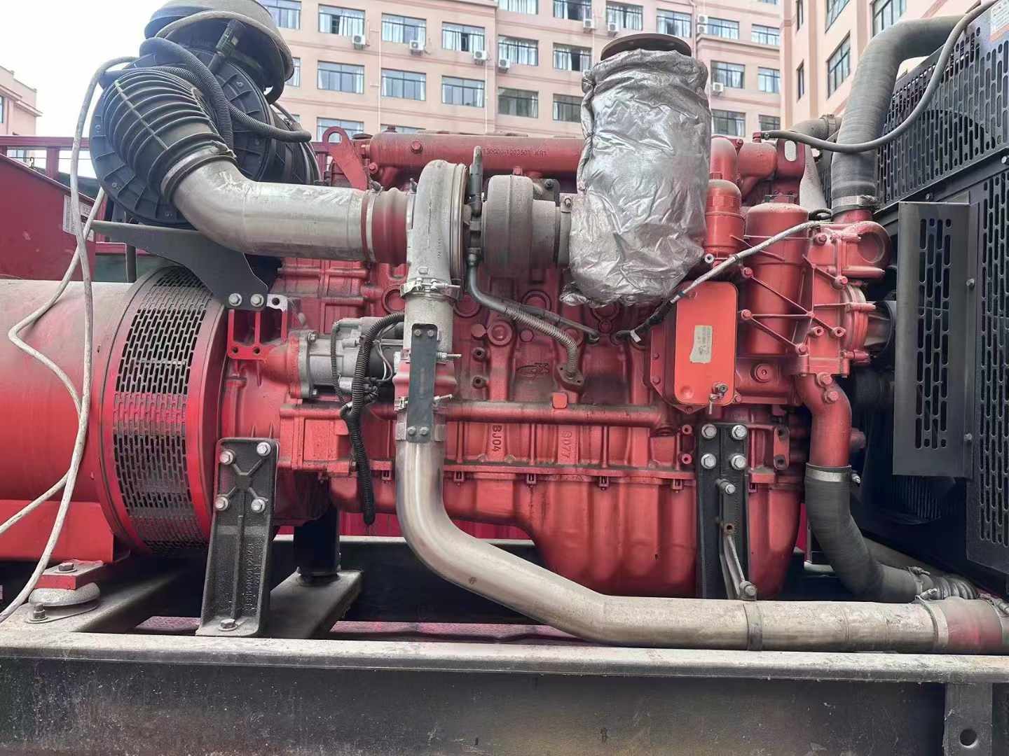 黑水如何选择适合 600kW 柴油发电机组的过载保护器？